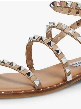 Steve Madden Tan Pyramid-Stud Leather Strappy Sandal